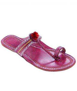 Attractive Pink Watch Style Red Gonda Ladies Ladies Kolhapuri Chappal