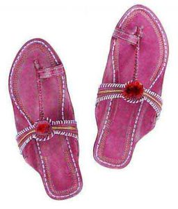 Attractive Pink Watch Style Red Gonda Ladies Ladies Kolhapuri Chappal