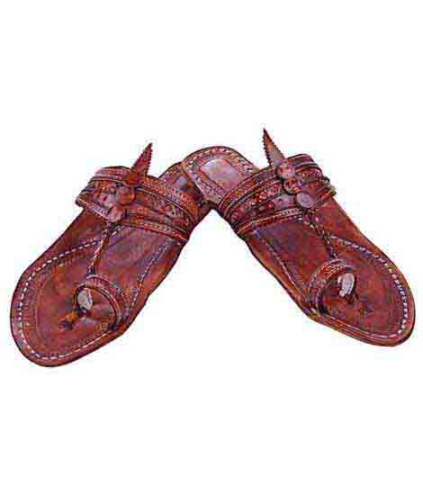 Beautiful Red Brown Triangular Upper Ladies Kolhapuri Chappal