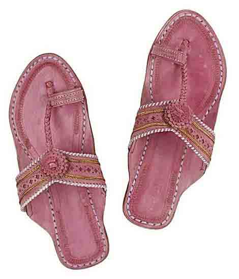 Nice Looking Bay Pink Punching Kolapuri Chappal For Women