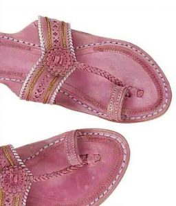 Nice Looking Bay Pink Punching Kolapuri Chappal For Women