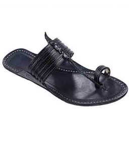 Nice-Looking Black Straight Upper Kolhapuri Chappal For Women