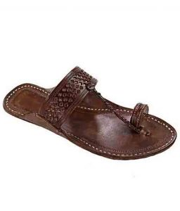 Pretty Looking Brown Diamond Punching Kolhapuri Chappal For Women