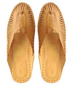 Wonderful Designers’ Kolhapuri Half Shoe