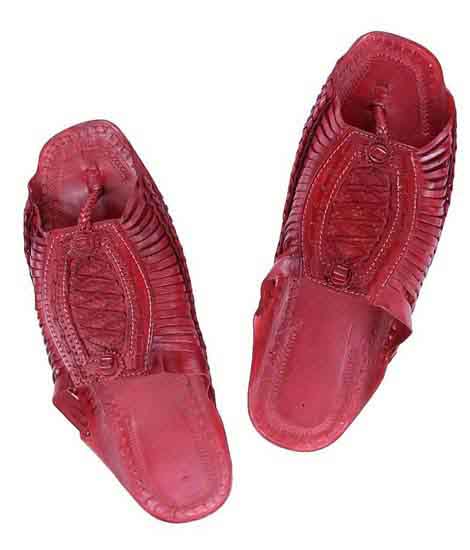 Breathtaking Cherry Red Designers’ Twenty One Laces Kolhapuri Chappal For Men