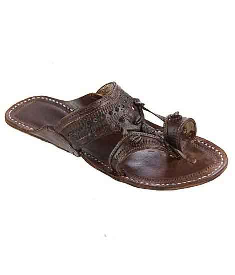 Old-Fashioned Dark Brown Punching And Embossing Kolhapuri Chappal For Men