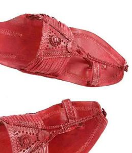 Royal Look Cherry Red Fourteen Laces Designer’S Kolhapuri Chappal