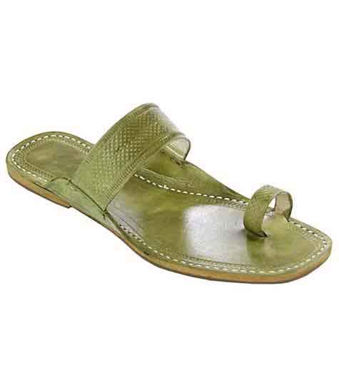 Breathtaking Seaweed Embossed Straight Belt Kolhapuri Chappal For Men