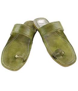 Breathtaking Seaweed Embossed Straight Belt Kolhapuri Chappal For Men