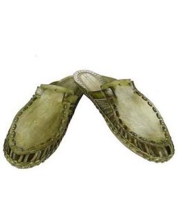 Fine-Looking Seaweed Kolhapuri Half Shoe