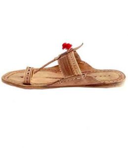 Delightful Typical Fine Braids Kolhapuri Ladies Chappal