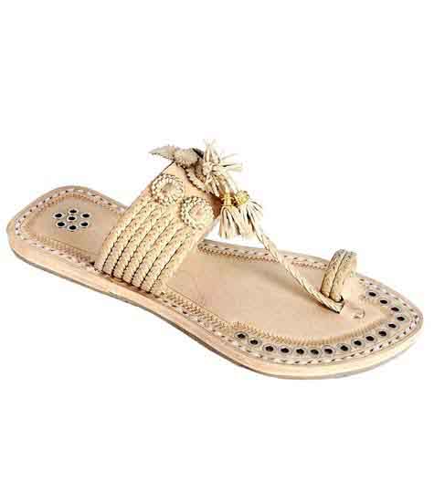 Magnificent Designer’S Natural Seven Braid Silver Rivets Kolhapuri Women Chappal