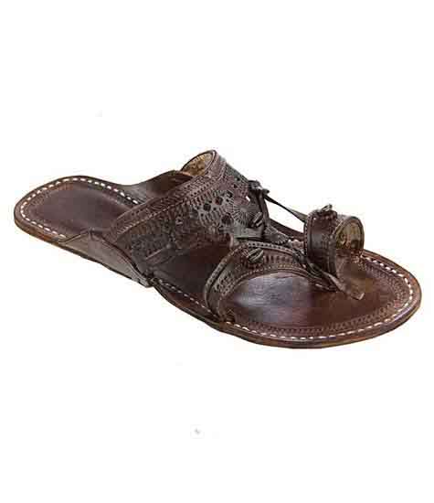 Old-Fashioned Dark Brown Punching And Embossing Kolhapuri Chappal For Women