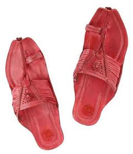 Royal Look Cherry Red Fourteen Laces Designer’S Kolhapuri Chappal