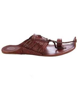 Royal Look Red Brown Fourteen Laces Designer’S Kolhapuri Chappal