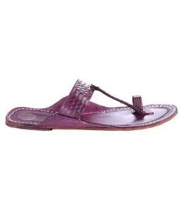 Calm Look Purple Embossing Design Ladies Chappal