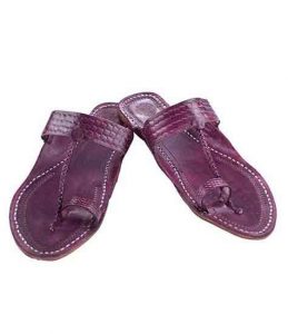 Calm Look Purple Embossing Design Ladies Chappal