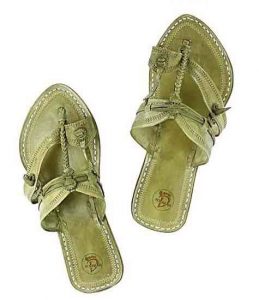 Antiqua Design Seaweed Flat Heel Kolhapuri Ladies Chappal