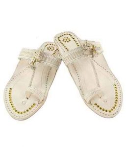 Superb Look Designer’S High Heel Natural Color Fine Braids Golden Rivets Ladies Kolhapuri Chappal