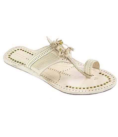 Beautiful Designer’S Fine Braids Pom-Pom Golden Rivets Ladies Kolhapuri Chappal