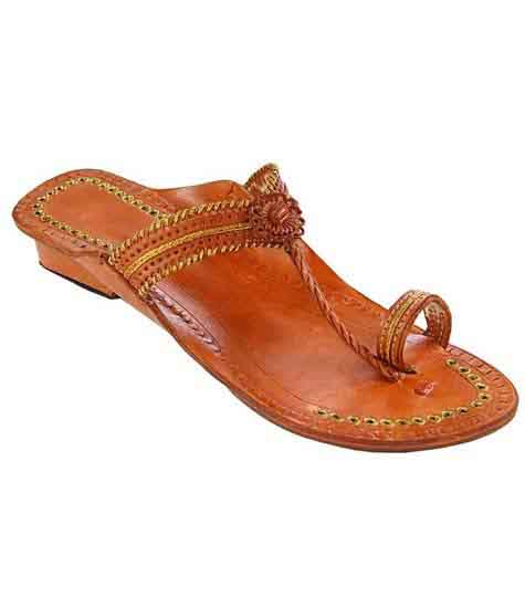 Fabulous Tan Color Designer’S Golden Jari And Punching Design High Heel Ladies Kolhapuri Chappal