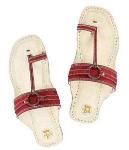 Overwhelming Denim Maroon Silver Ring Ladies Kolhapur Chappal