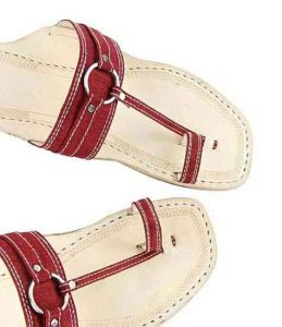 Overwhelming Denim Maroon Silver Ring Ladies Kolhapur Chappal