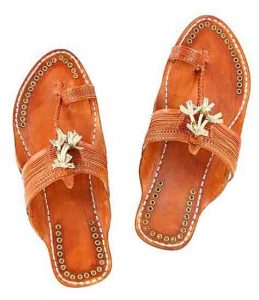 Designer’S Royal Look Tan Color Fine Braids Flat Heel Ladies Kolhapuri Chappal