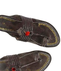 Lovely Dark Brown Six Braided Red Gonda Golden Rivets Ladies Kolhapuri Chappal