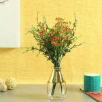 Delicate Gold Polish Table Vase in Glass