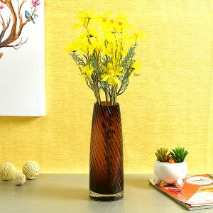 Wine Colored Vase in Solid Crystal Glass