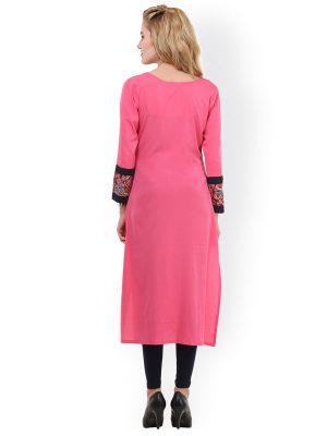 Women Pink Yoke Design Crepe Straight Kurta