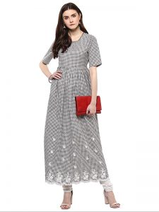 White Solid Cotton Three-quarter Sleeves V-neck Anarkali Knee Length Curved Kurti