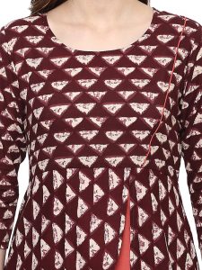 Maroon Abstract Cotton Round Neck Kurti