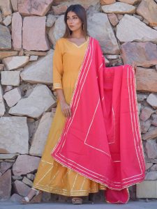 Pink Plain Cotton Kurta With Dupatta