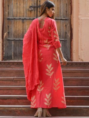 Laadli Pink Block Printed Salwar Suit Set With Designer C Cut Kurta