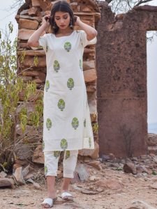 Shaamiya White Block Printed Pure Cotton Kurta