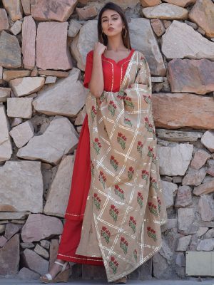 Red Plain Cotton Ethnic Gher Pleated Kurta Plazzo And Dupatta