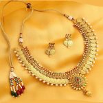 Stylish Eye catchy Gold Plated Temple Coin Necklace Set For Women