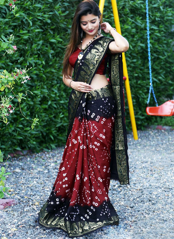Maroon Bandhani Hand Women Saree
