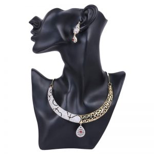 American Diamond High End Necklace Set