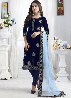 Blue Velvet Pakistani Salwar Kameez