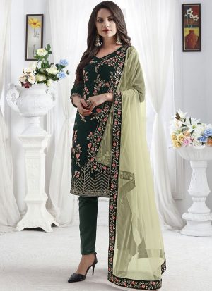 Green Velvet Pakistani Salwar Kameez