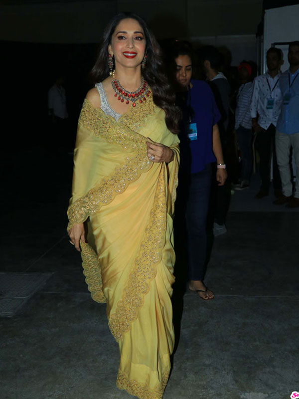 Party Wear Designer Silk Saree, With Blouse Piece