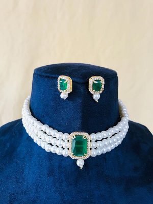 Green Stone Pearl Choker Necklace