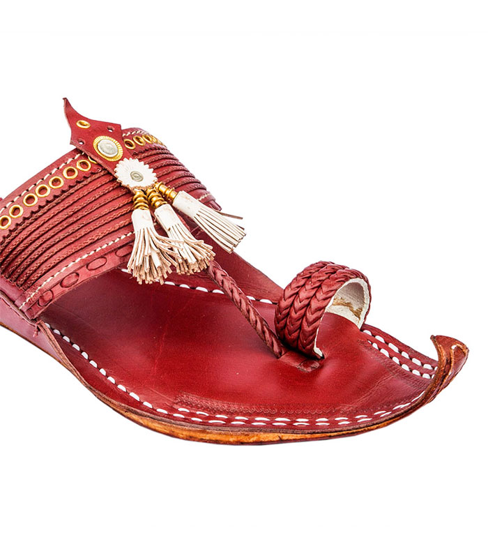Red kolhapuri hotsell chappal