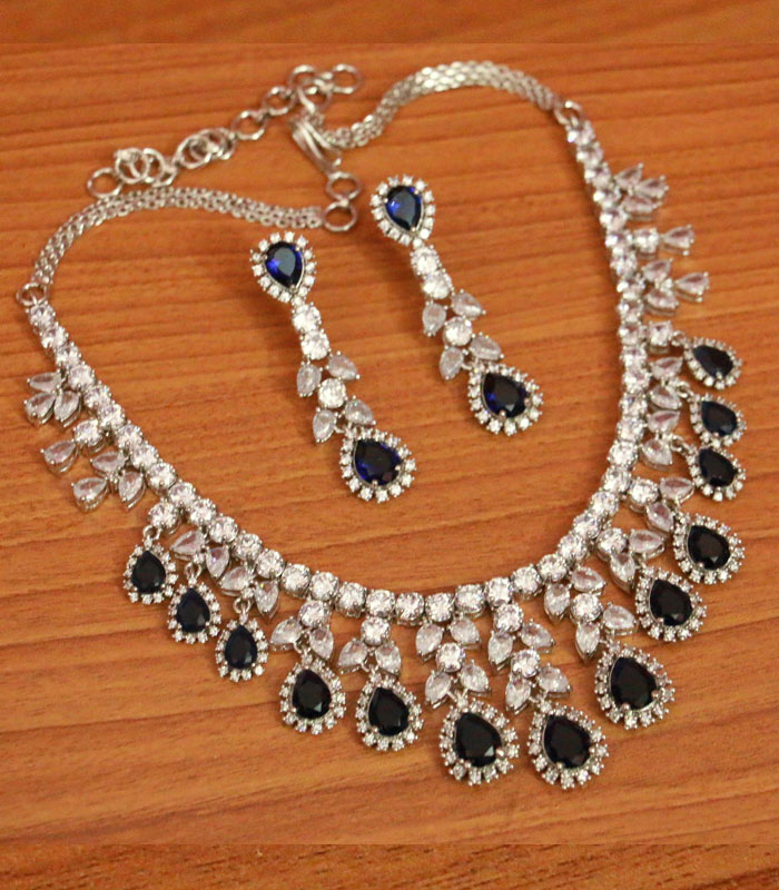 Blue Sapphire Diamond Look Necklace Set