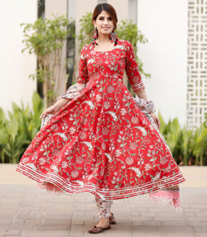 Red kurta design for girl sale