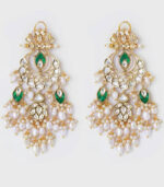 White And Green Takkar Pan Chandiler Jhumka