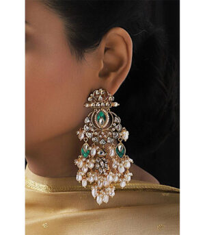 White And Green Takkar Pan Chandiler Jhumka